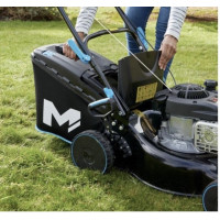 Бензинова газонокосарка MacAllister B&S 300E 40 cm